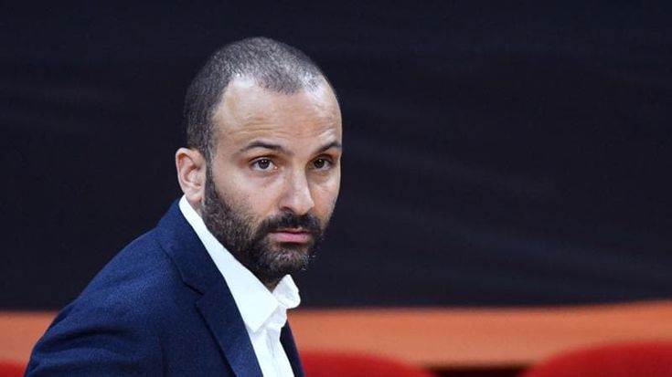 Basket, Tony Parker caccia il fratello coach dalla panchina del Lyon-Villeurbanne