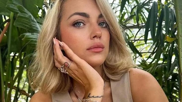 L’influencer austriaca Stefanie Pieper uccisa dall’ex fidanzato: il corpo trovato in una valigia