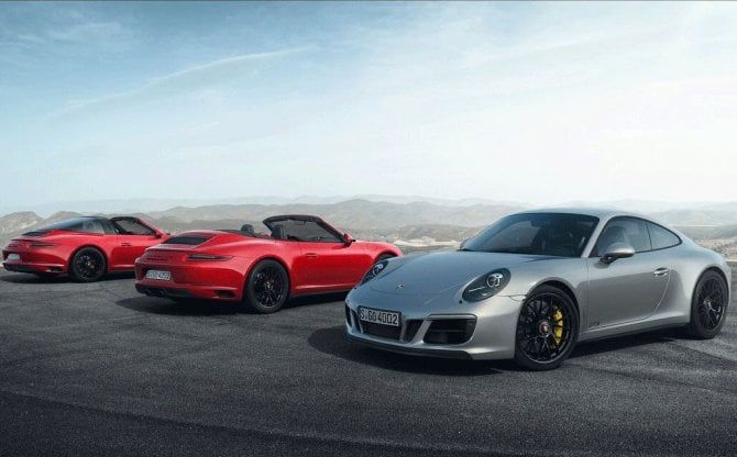 Porsche 911 GTS