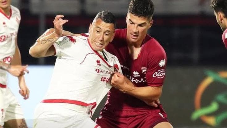 Bari sconfitto anche dal Cittadella in rimonta: 3-1 umiliante. Playoff sempre più lontani