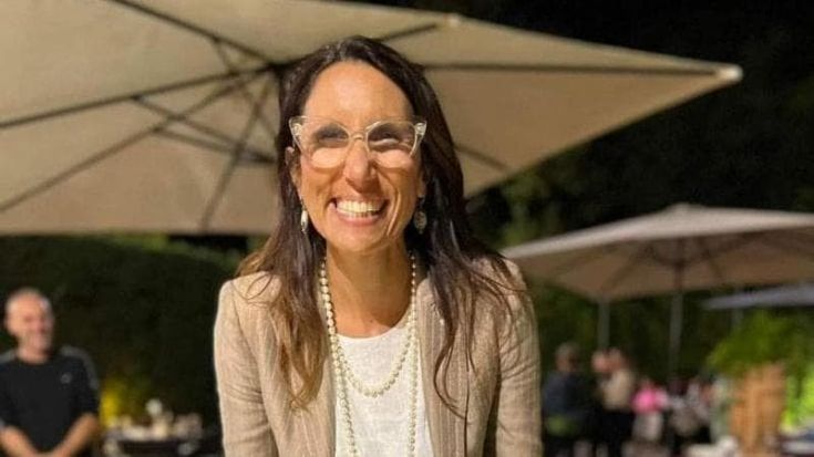 Centoventimila euro all’ex assessora meloniana per il premio al presidente