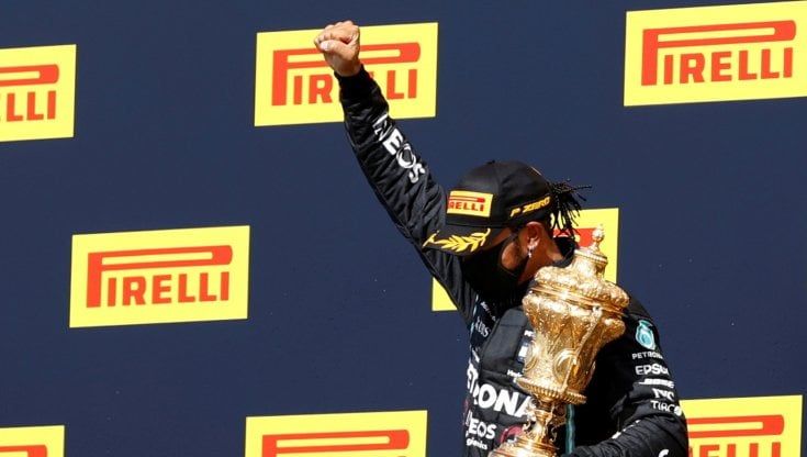 F1, Hamilton: la rabbia dopo il trionfo. "Merito rispetto, sono il migliore"