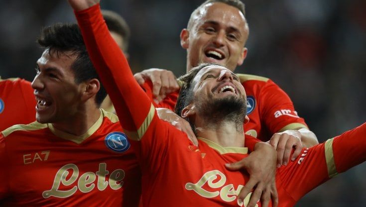Europa League, Legia-Napoli 1-4: Zielinski, Mertens, Lozano e Ounas spingono gli azzurri in testa al girone