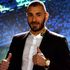 Real Madrid, Benzema rinnova altri due anni: 