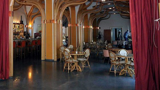 Bari, un sushi bar nel teatro Kursaal. Il progettista:  “Nessuno scandalo, restauro fedele” 