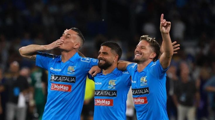 Notte dei Leoni, in 50.000 al Maradona per gioire ancora con Mertens, Callejon, Insigne e... Pocho