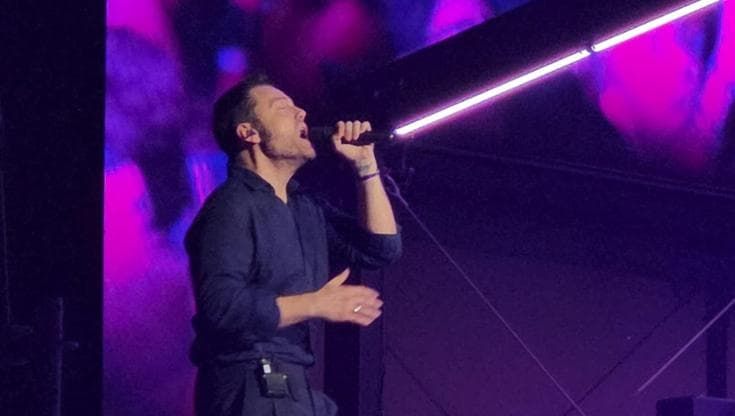 Tiziano Ferro a Messina, un viaggio lungo oltre due ore attraverso i suoi successi
