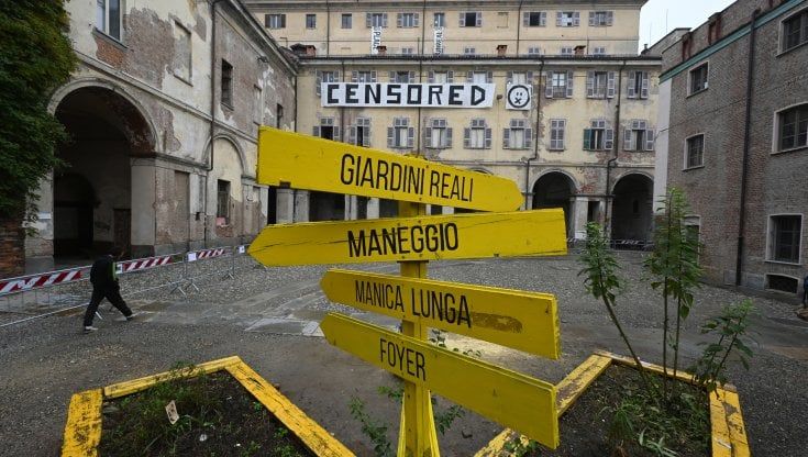 Cavallerizza, via al bando per la vendita, ma frena l'operazione l'ipotesi di un referendum