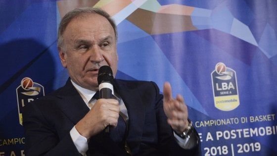 Basket, passo indietro di Fip e Lega: obiettivo è riportare serie A a 16 squadre 