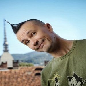 Brachetti chiude Apolide Festival, Una Torre di libri tra le betulle
