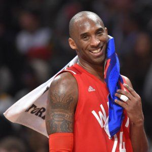 Basket Nba: All Star Game da record, Kobe Bryant saluta con una vittoria