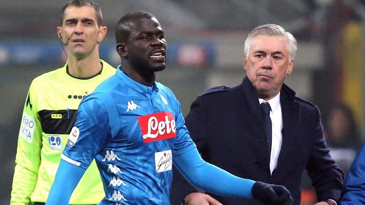 Salvini non convince i club. Il Napoli: "Pronti a fermarci"