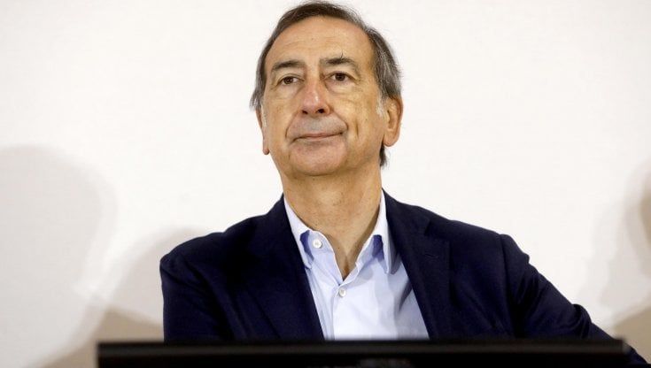 Tetto al contante, i dubbi del sindaco Sala: "Perché alzarlo? Più cash gira e più prospera l'illegalità"