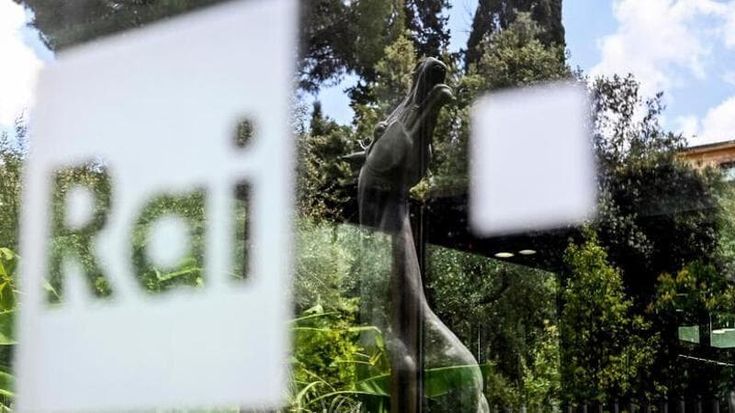 Nomine Rai, si tratta sulla presidenza. Conte apre: “Sì a un nome di garanzia”