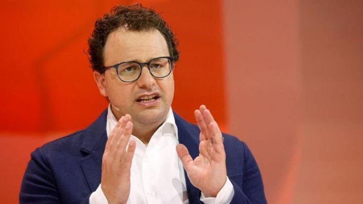 Anthropic sorpassa OpenAI: “Fatturato sopra i 30 miliardi”
