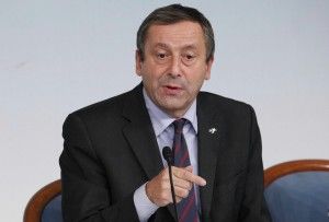 Profumo: Non basta innovare<br />serve anche un cervello veloce