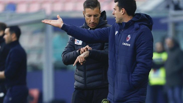 Il Bologna vuole prolungare il contratto a Thiago Motta, il tecnico prende tempo