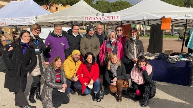 A Scandicci da 9 anni il mercatino nel ricordo di Tiziana, la moglie volata via