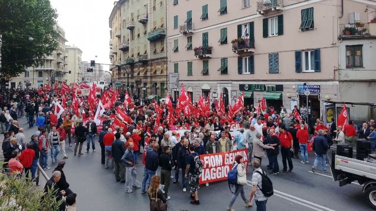 Corteo Cgil, migliaia in marcia a ponente (anche  i taxi)