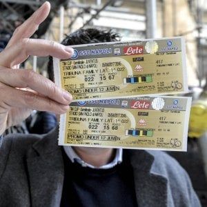 Napoli, corsa al biglietto per la doppia sfida con i bianconeri 