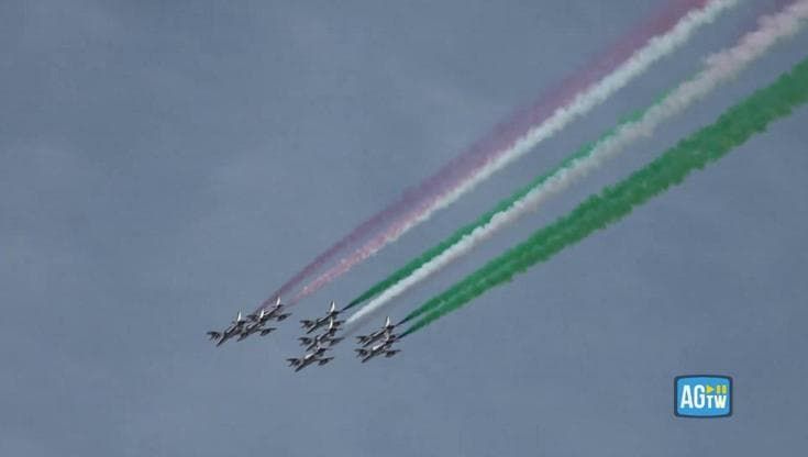 Milano Cortina, grazie alle Frecce il tricolore abbraccia le Tofane dopo l'oro di Federica Brignone