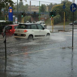 Meteo, torna il maltempo: allarme in dodici regioni