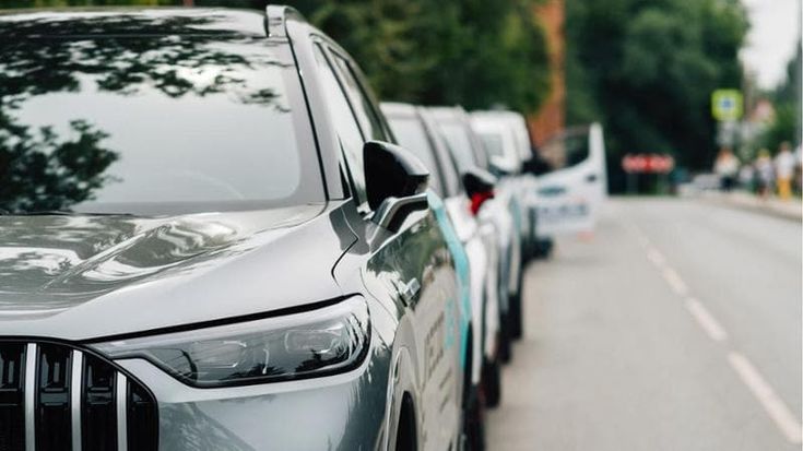 Auto cinesi, 7 italiani su 10 pronti all’acquisto, ma a un prezzo massimo di 30.000 euro