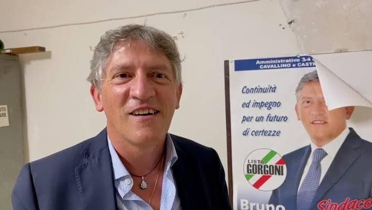 Salento, il sindaco di Cavallino prende a pugni e manda in ospedale architetto a capo della Lupiae