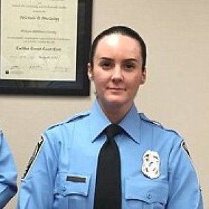 Poliziotta Usa giura ed entra in servizio: uccisa il primo giorno