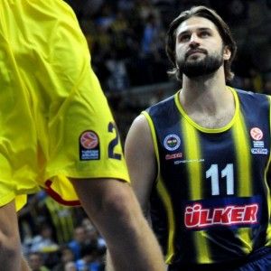 Basket, Kleiza il colpo grosso di Milano
