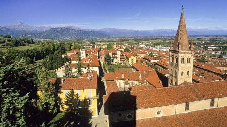 Saluzzo, l’ex ferrovia per Airasca sarà una ciclabile. Via ai lavori dell’ultimo tratto