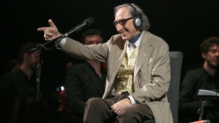 Il Battiato più intimo nel verso inedito di Torneremo ancora: a Milo si suona la versione completa