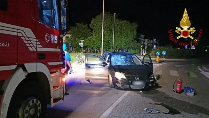 Pordenone, 15enne in bici muore travolto da un'auto: arrestata militare Usa