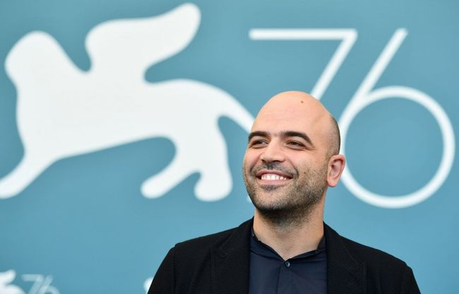 Venezia 76, Roberto Saviano sbarca al Lido con la serie 'ZeroZeroZero'