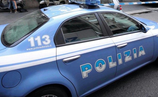 "Violent&ograve; quattro ragazzini": educatore<br />ai domiciliari col braccialetto elettronico