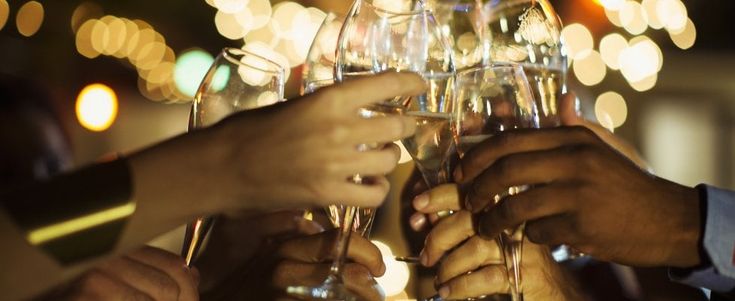 Guidare sotto le feste: stanchezza al volante, pericolosa come l'alcol