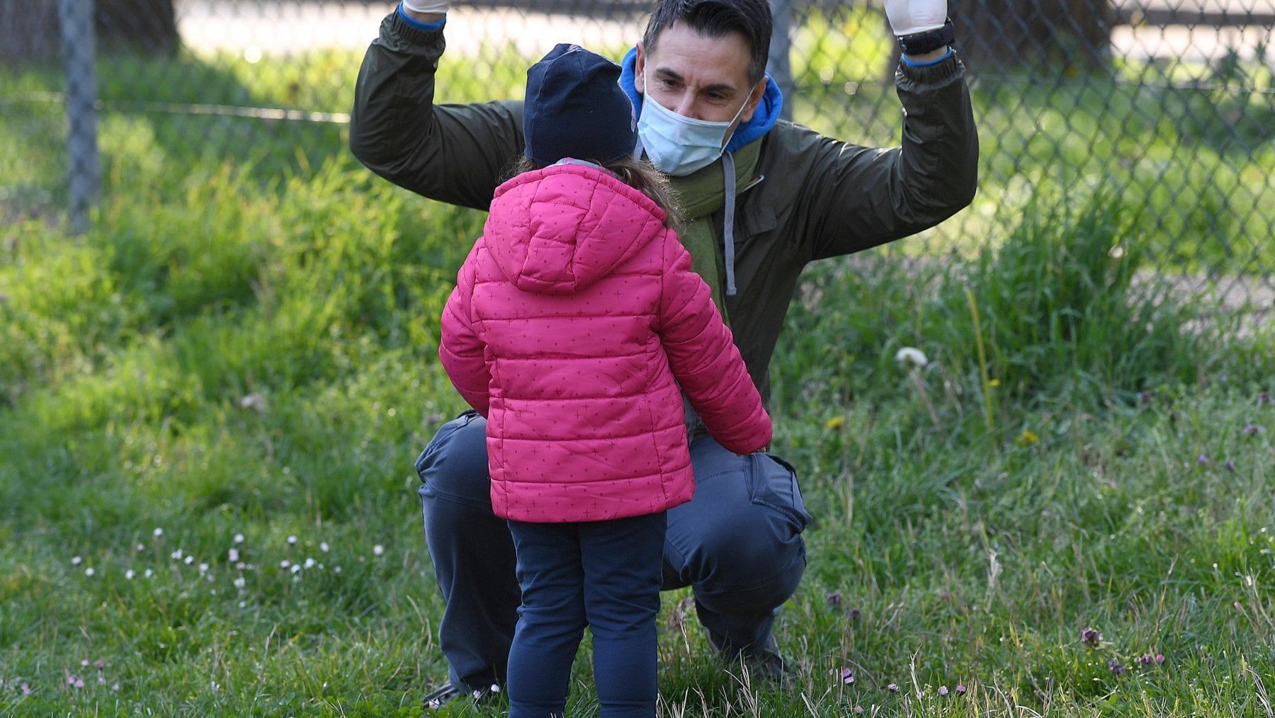 Le Domande Sull Infanzia Chi Pensa Ai Bambini E Alle Famiglie Rispondono Chiara Saraceno Emmanuele Pavolini E Alessandro Rosina Rep