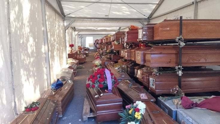 Palermo, emergenza cimiteri: il Comune in cerca di nuovi terreni per le sepolture