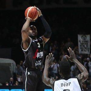 Virtus tranquilla con Chieti, e sempre prima: 91-71