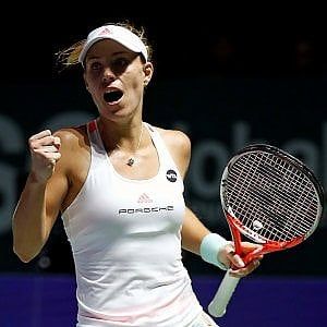 Tennis, Singapore Finals: Kerber si gioca il trofeo contro l'outsider Cibulkova