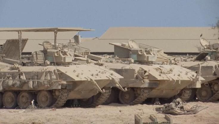 Gaza, Israele sposta carri armati e truppe sul confine della Striscia per il piano di invasione