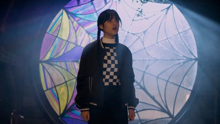 Jenna Ortega è Mercoledì nella serie di Tim Burton: "Molti vorrebbero una famiglia come gli Addams"