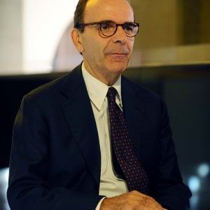 Parisi lancia il suo movimento: "Rinnovare il centrodestra, basta con le coalizioni improduttive"