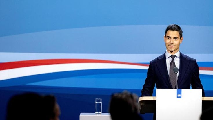 Sconti per i trasporti e ecobonus: il piano dell’Olanda da 1 miliardo contro il rincaro carburanti