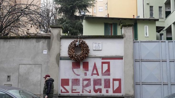 Sergio Ramelli, imbrattato il murales a Milano: “Fasci appesi”. Sdegno della destra
