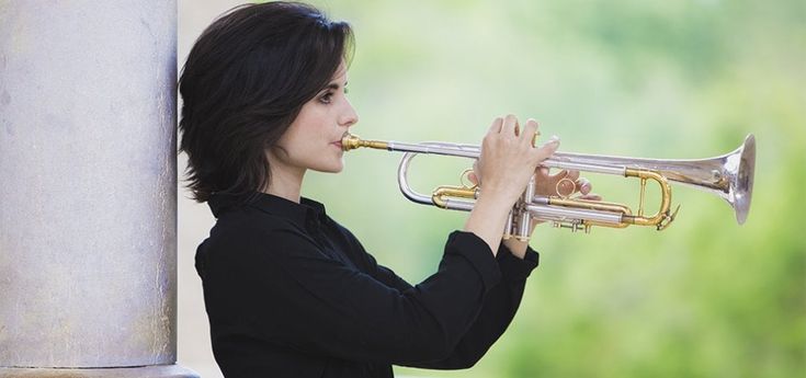Andrea Motis, diva jazz a 21 anni: "Amo Billie Holiday, ma la musica è felicità"
