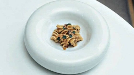 Tra 'nduja e ricci la relazione si fa piccante