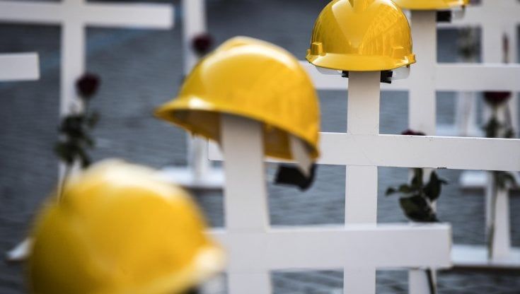 Giornata mondiale della sicurezza sul lavoro, in arrivo un testo unico contro le morti: “In aula da fine maggio”