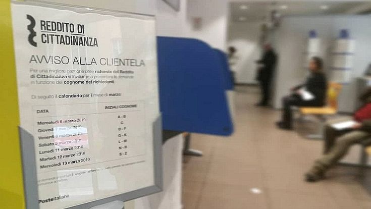 Reddito, partenza nel caos ancora scontro sui “navigator”