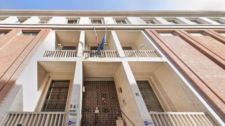 La Rai mette in vendita il Palazzo della Radio in via Verdi, Torino dice no: “Si svende la storia”